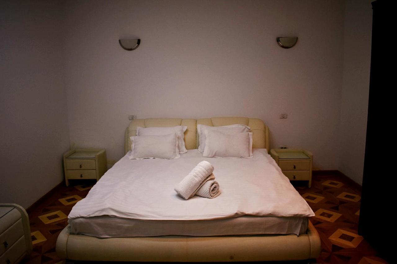 Grand Central Accomodation Sala Palatului Bucureşti Eksteriør bilde
